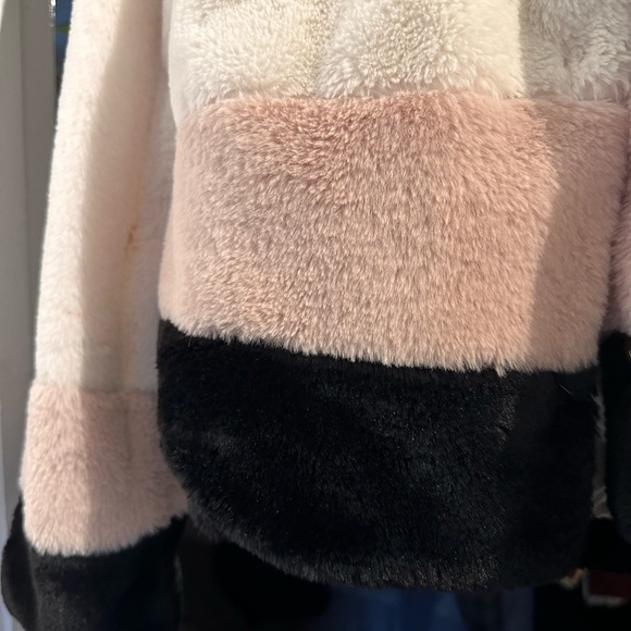 Forever 21 Fuzzy Jacket - Picture 2 of 4